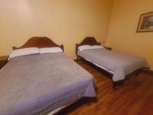 Φωτογραφία από το άλμπουμ του Hotel Luis cordero centro historico cuenca στην Κουένκα +51 φωτογραφίες