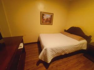 Φωτογραφία από το άλμπουμ του Hotel Luis cordero centro historico cuenca στην Κουένκα