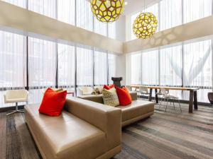 Фотография из галереи Comfort Inn & Suites Baltimore Inner Harbor в Балтиморе