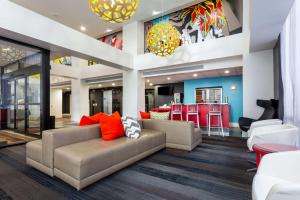 Фотография из галереи Comfort Inn & Suites Baltimore Inner Harbor в Балтиморе