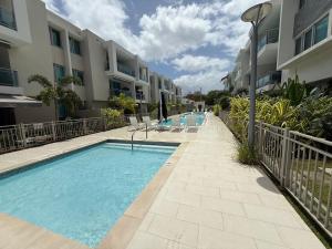 Πισίνα στο ή κοντά στο BrandNew Isla Verde Condo Near Beach, Airport-Pool - Solemare II