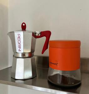 Facilități de preparat ceai și cafea la Paula City Apartment