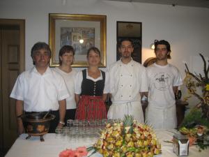 Foto dalla galleria di Hotel El Geiger a Pozza di Fassa