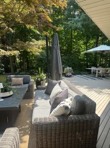 O zonă de relaxare la Mid-century private retreat
