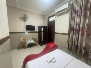 Μια τηλεόραση ή/και κέντρο ψυχαγωγίας στο hotel tân kim chung +19 φωτογραφίες