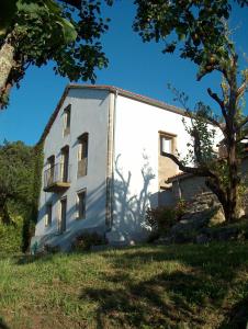 Gallery image of Casa do Fieiro in Miñortos