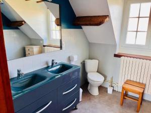 Koupelna v ubytování Gîte Rose et Jasmin à Cayeux sur mer baie de Somme + 59 fotografií