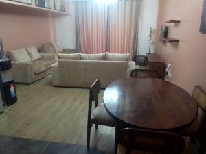 Χώρος καθιστικού στο Jade Residency