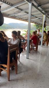 Restaurace v ubytování Mekong backpackers 2 + 78 fotografií