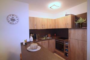 Kuchyň nebo kuchyňský kout v ubytování Dorothee 1 + 16 fotografií