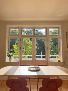 Φωτογραφία από το άλμπουμ του Charming Hellerup Residence στην Κοπεγχάγη