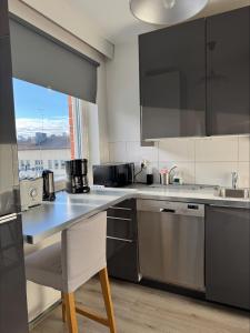 Η κουζίνα ή μικρή κουζίνα στο Apartment Rovaniemi Center 8