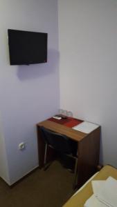 TV a/nebo společenská místnost v ubytování Hostel Kristal