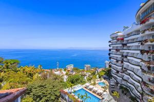 Bazén v ubytování Grand Miramar A601 nebo v jeho okolí