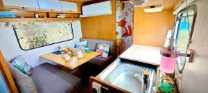 Fotografie z fotogalerie ubytování Guitard Caravan Club - Caravane romantique et insolite v destinaci Grézet-Cavagnan