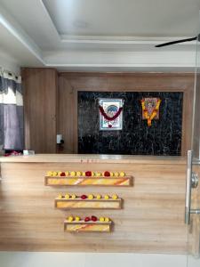 Φωτογραφία από το άλμπουμ του Hotel Nik στο Αχμενταμπάντ