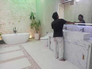 Επισκέπτες που μένουν στο Hakimi Villa +63 φωτογραφίες