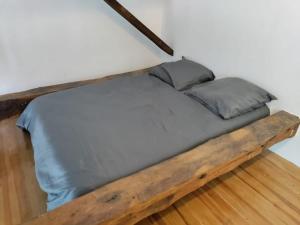 Φωτογραφία από το άλμπουμ του Grand 3 pièces lumineux à Boulogne sur Gesse σε Boulogne-sur-Gesse