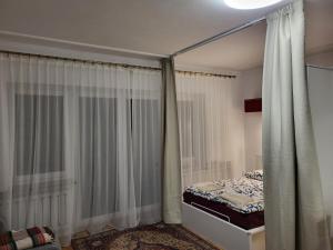 Ένα ή περισσότερα κρεβάτια σε δωμάτιο στο Apartament z tarasem ogrodowym +8 φωτογραφίες