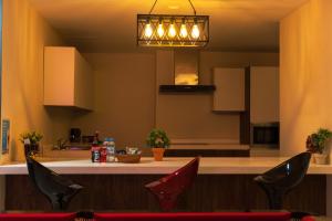 Gallery image of Gold Crest Presidential Family Apartments-DHA Lahore Phase 4 in Lahore +154 photos