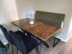 Fotografie z fotogalerie ubytování Chaletpark Kempenbos - 112 v destinaci Westelbeers + 2 fotografie