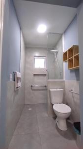 Ένα μπάνιο στο Condomínio Residencial Sanches