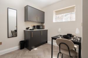 Φωτογραφία από το άλμπουμ του Entire Aparthotel Bold St 8 Apartments στο Λίβερπουλ +78 φωτογραφίες