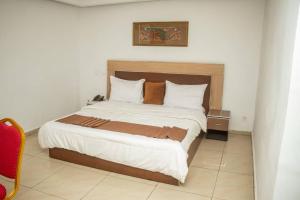 布瓦凯Hotel Etoile De Kennedy的相册照片