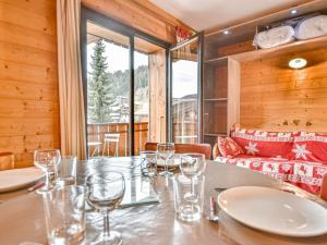 Fotografie z fotogalerie ubytování Studio cosy centre-village avec balcon, parking, cuisine équipée - FR-1-685-50 v destinaci Les Gets