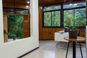 Κήπος έξω από το Casa Coyota Hotel