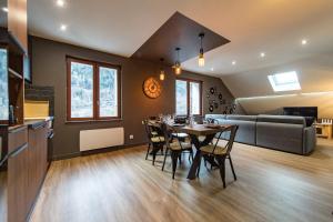 Kuchyň nebo kuchyňský kout v ubytování 3 Vallées & epic cols 4 to 6 guest stay