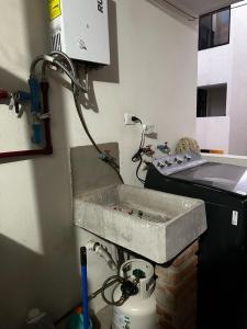 Φωτογραφία από το άλμπουμ του Modern apartment with pool near VW-Finsa σε Ocotlán +11 φωτογραφίες