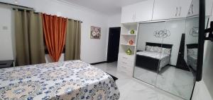 Gallery image of Elegant Escape in Kingston