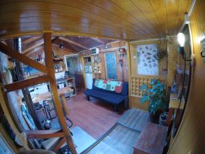 Posezení v ubytování Cabahostel Los Pinos 2