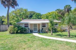 Aed väljaspool majutusasutust Central Cozy Cottage - Cove