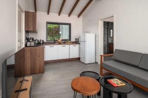 Dapur atau dapur kecil di Villa Nairobi luxe au coeur de l'île