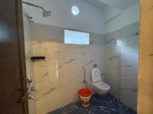 Koupelna v ubytování Pandora Homestay