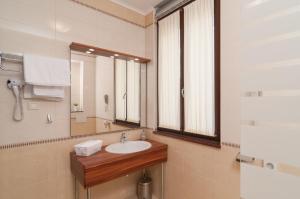 ห้องน้ำของ Luxury Rooms Near the Beach2 +21 ภาพ