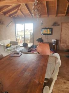 TV a/nebo společenská místnost v ubytování Casa La Virgen