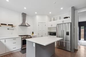 Fotografie z fotogalerie ubytování Backyard bliss! River side home in Chemainus v destinaci Chemainus