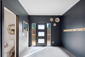 Fotografie z fotogalerie ubytování Backyard bliss! River side home in Chemainus v destinaci Chemainus + 57 fotografií