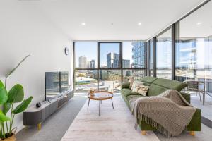 Posezení v ubytování Central Woden Stay, Near Hospital, CIT, Pool