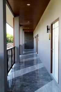 Gallery image of The Breezy Hotel in Muaklek