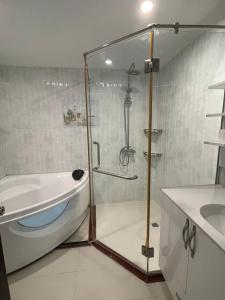 Bilik mandi di Royal PSL Apartment +10 gambar