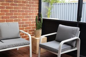 Ruang duduk di Busselton Breeze
