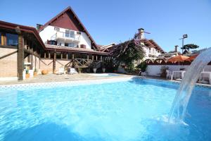 Bazén v ubytování Hotel JB nebo v jeho okolí
