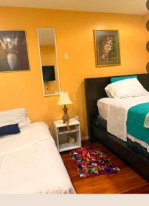 Gallery image of White light retreat in Bowie