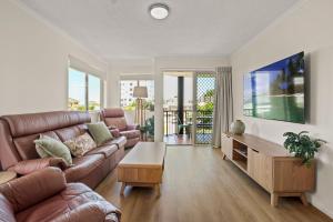 Televisyen dan/atau pusat hiburan di Mallory Place Unit 3, 11 Saltair Street, Kings Bea