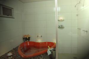 Koupelna v ubytování Hotel Saron