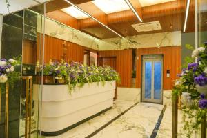 Foto dalla galleria di The White Castle Hotel a Mysore Altre 10 foto